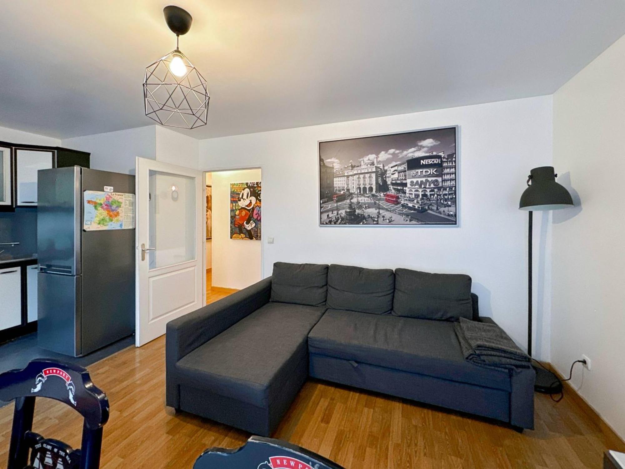 Les Paves De Prague - Appartement Pour 4 A 10 Minutes De Disneyland Paris Montévrain Exterior foto